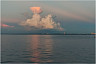В соцсетях восхитились «огненным» облаком над Саратовом 